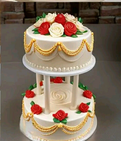 Gâteau sur un support en verre
